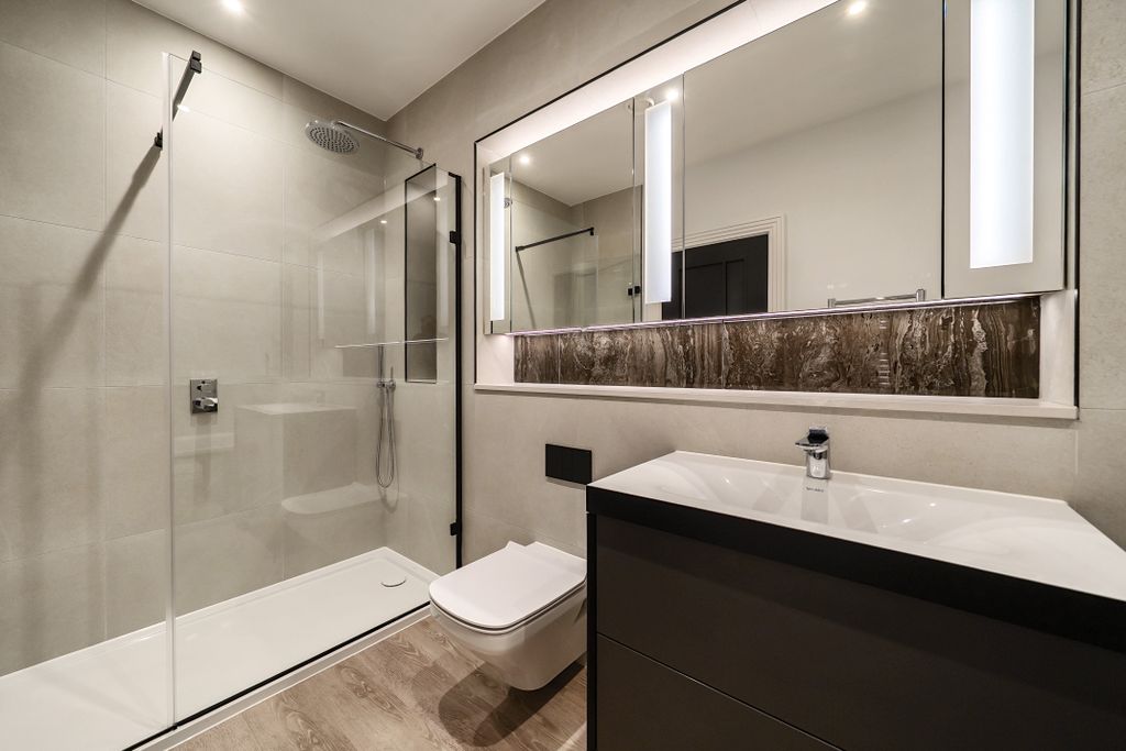 Additional image 11 of 2 bed flat for saleMadeira Walk, Ascot SL5
