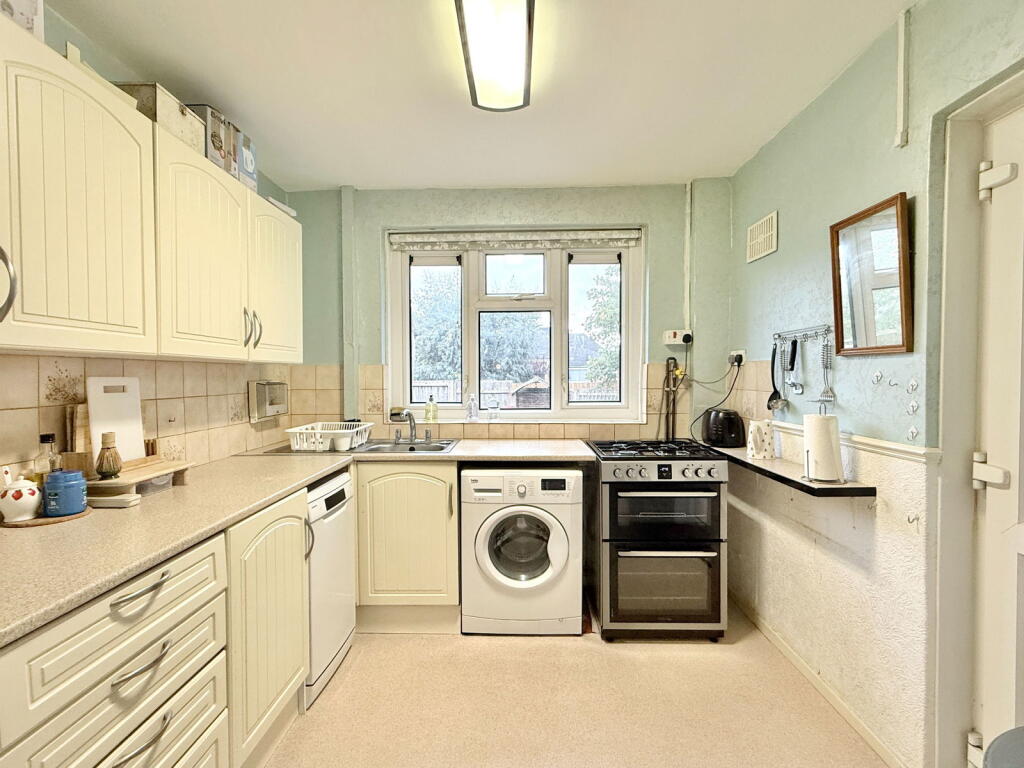 Additional image 3 of Wychwood Crescent, Sheldon