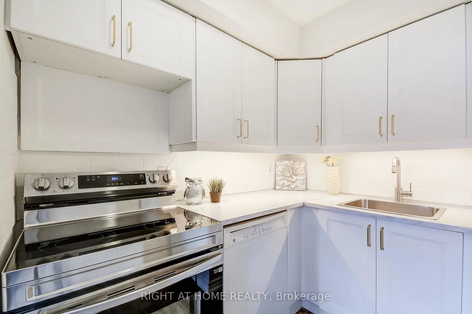 Additional image 11 of 475 Claridge Road 6