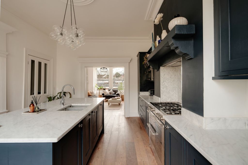 3 bed flat for saleRoyal Park, Clifton, Bristol BS8 photo 5