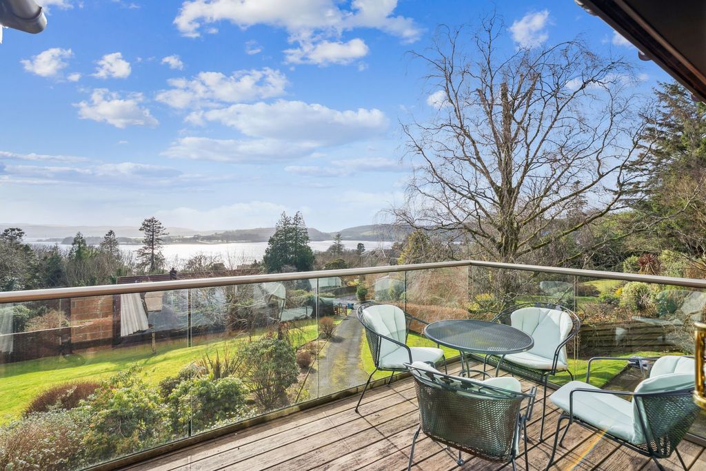 Additional image 3 of 5 bed detached house for saleBrambles, Upper Torwoodhill Road, Rhu G84