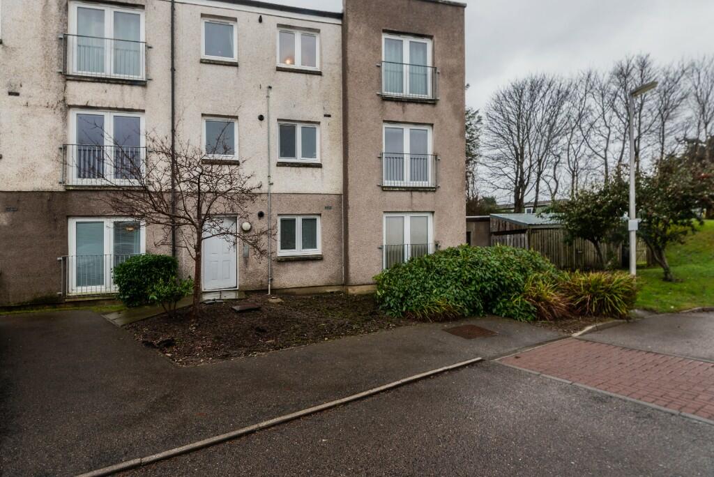 Cairnfield Place, Aberdeen, Aberdeenshire, AB21