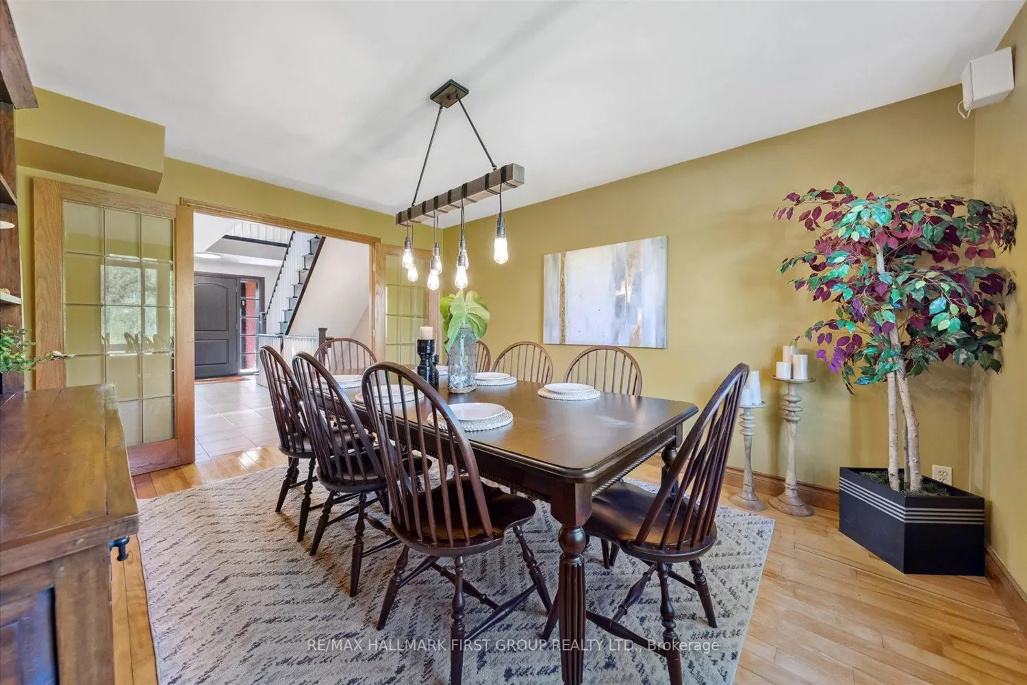 Additional image 6 of 4655 Sideline 6