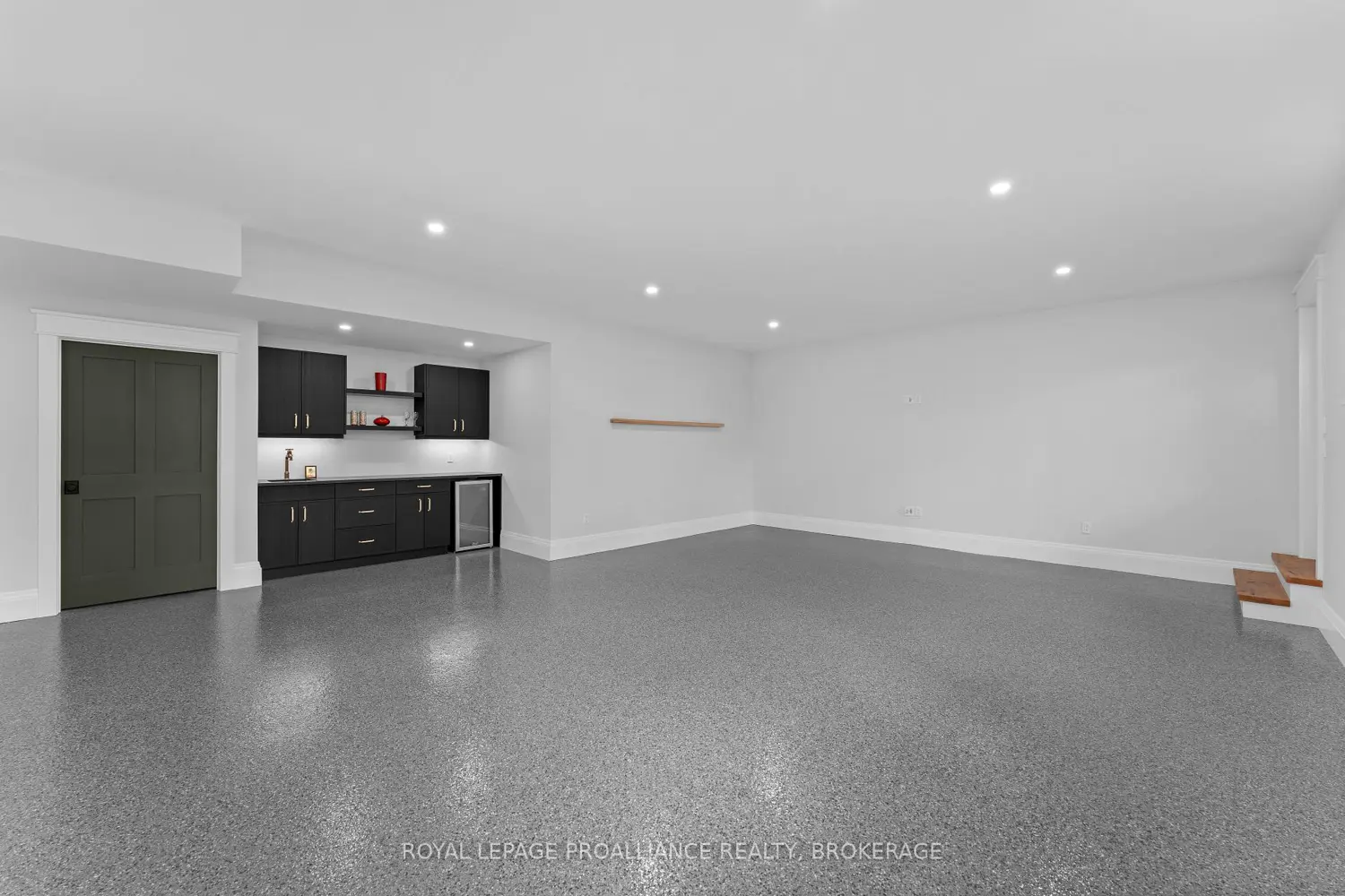 Additional image 15 of 514 Caton Road