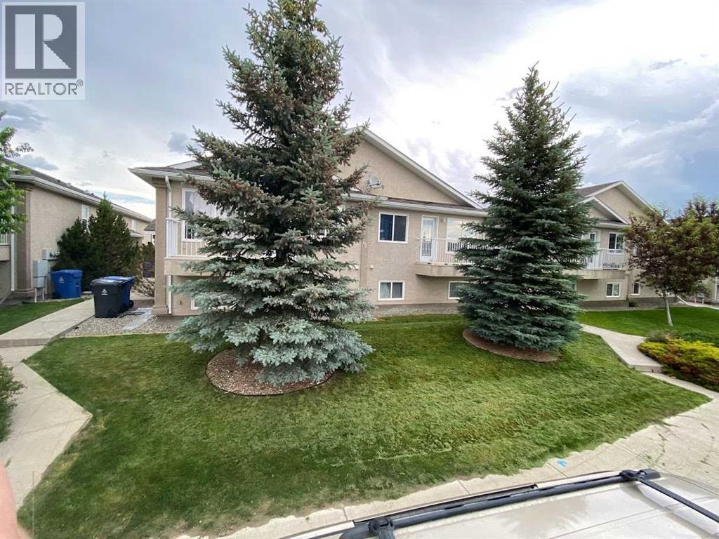 3, 15 Highlands Place W