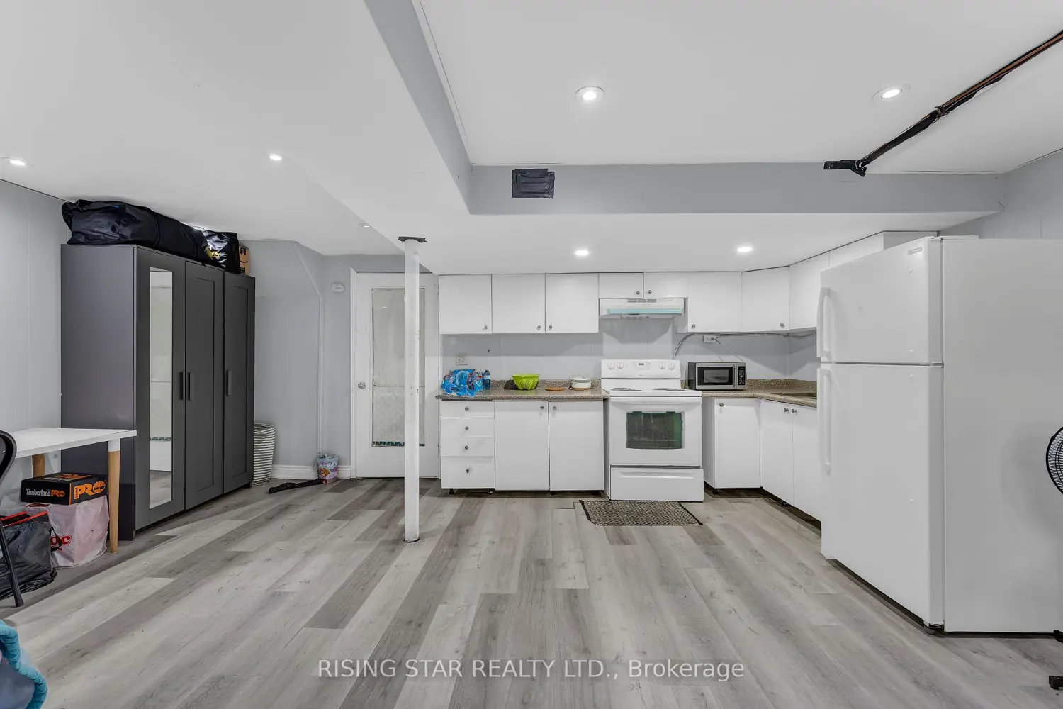 Additional image 15 of 7440 Goreway Drive 2