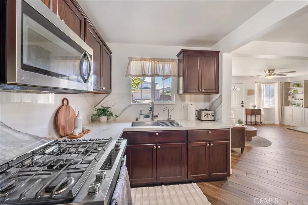 Additional image 11 of 11113 Van Buren Avenue, Inglewood, CA 90044