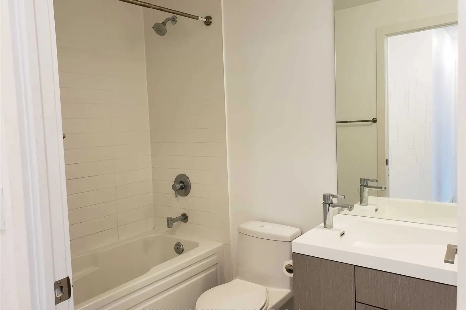 Additional image 5 of 199 Richmond Street 1602