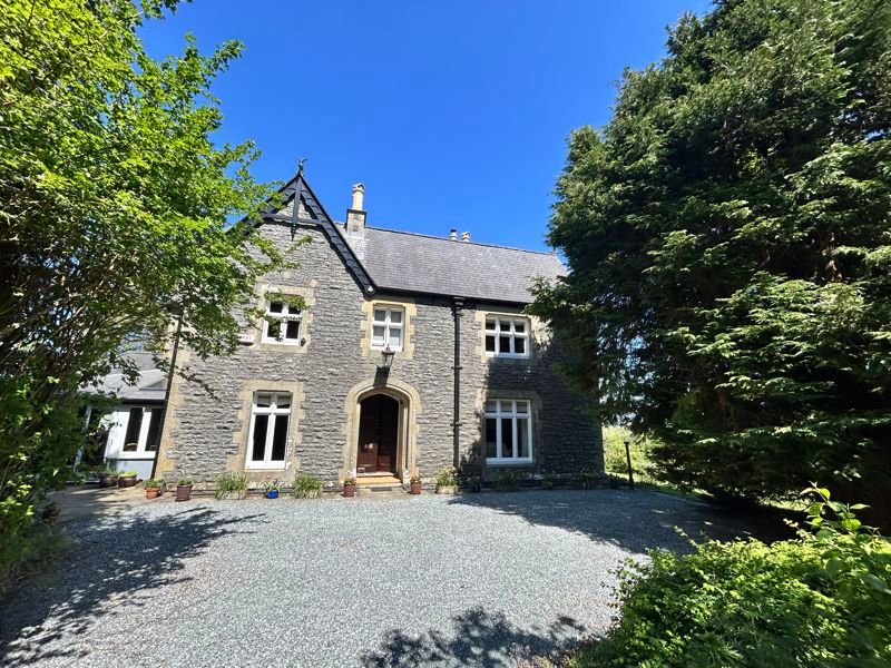 5 bed detached house for saleTrofarth, Abergele LL22