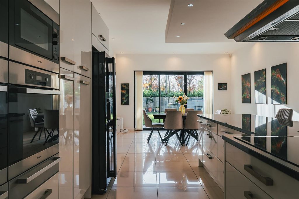Additional image 13 of 6 bed detached house for saleDore Road, Dore, Sheffield S17