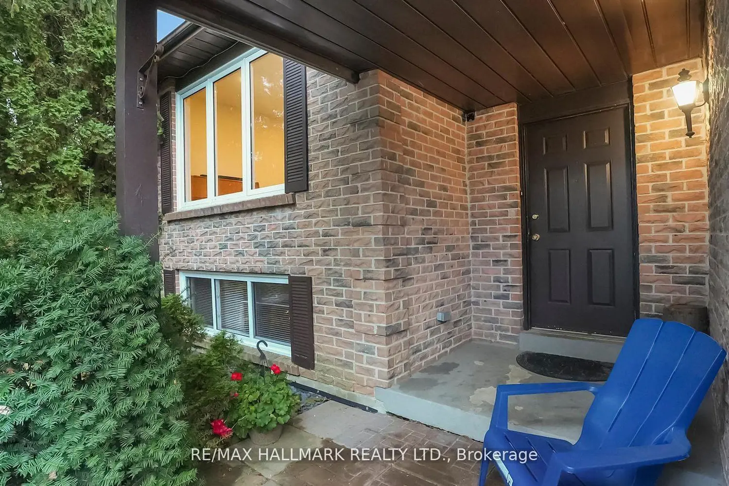 22 Avondale Crescent, Aurora
