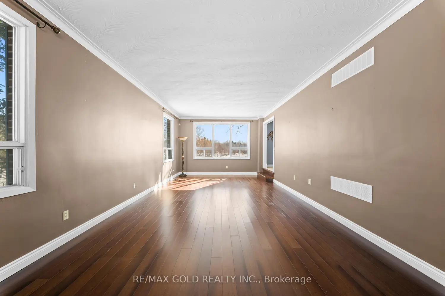 Additional image 6 of 14 Birchview Drive