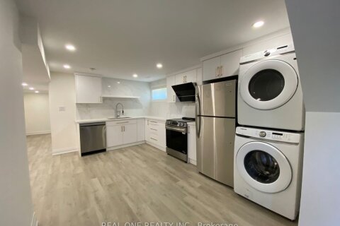 Additional image 7 of 3366 Strabane Drive, Mississauga, ON, L5C 1W7