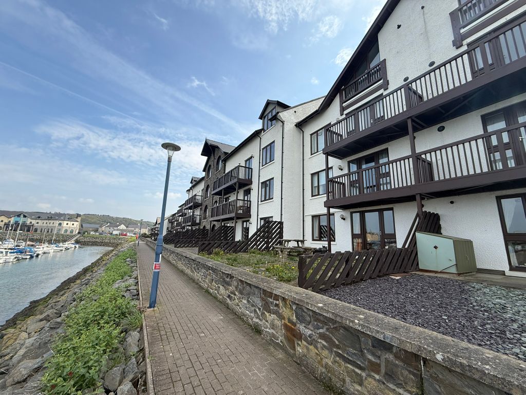 Additional image 8 of 3 bed flat for saleY Lanfa, Aberystwyth SY23