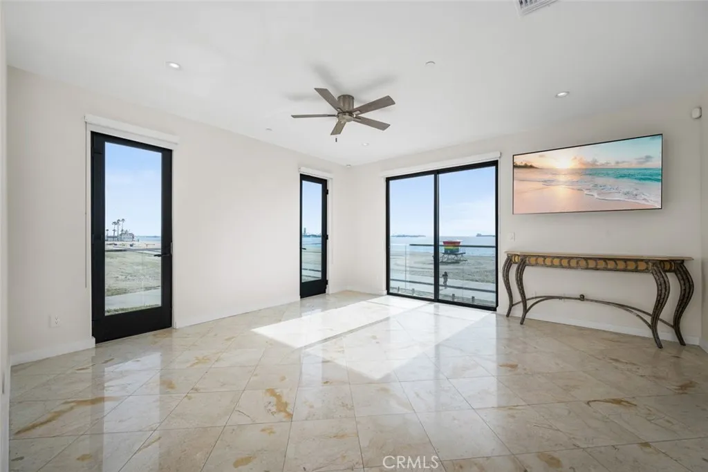 Additional image 90 of 1724 Bluff Pl, Long Beach, CA 90802