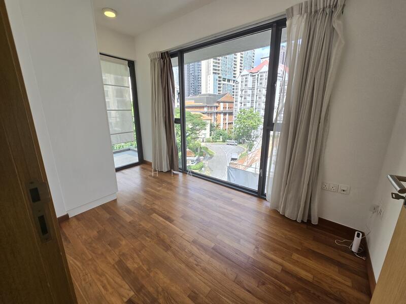 Additional image 10 of 15 Institution Hill