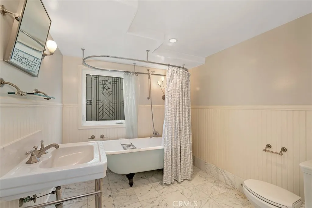 Additional image 26 of 135 Sunset Terrace, Laguna Beach, CA 92651