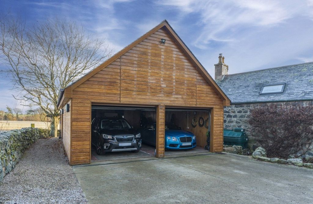 Additional image 15 of 4 bed detached house for saleWaterside Farmhouse & Court, Oyne, Insch, Aberdeenshire AB52
