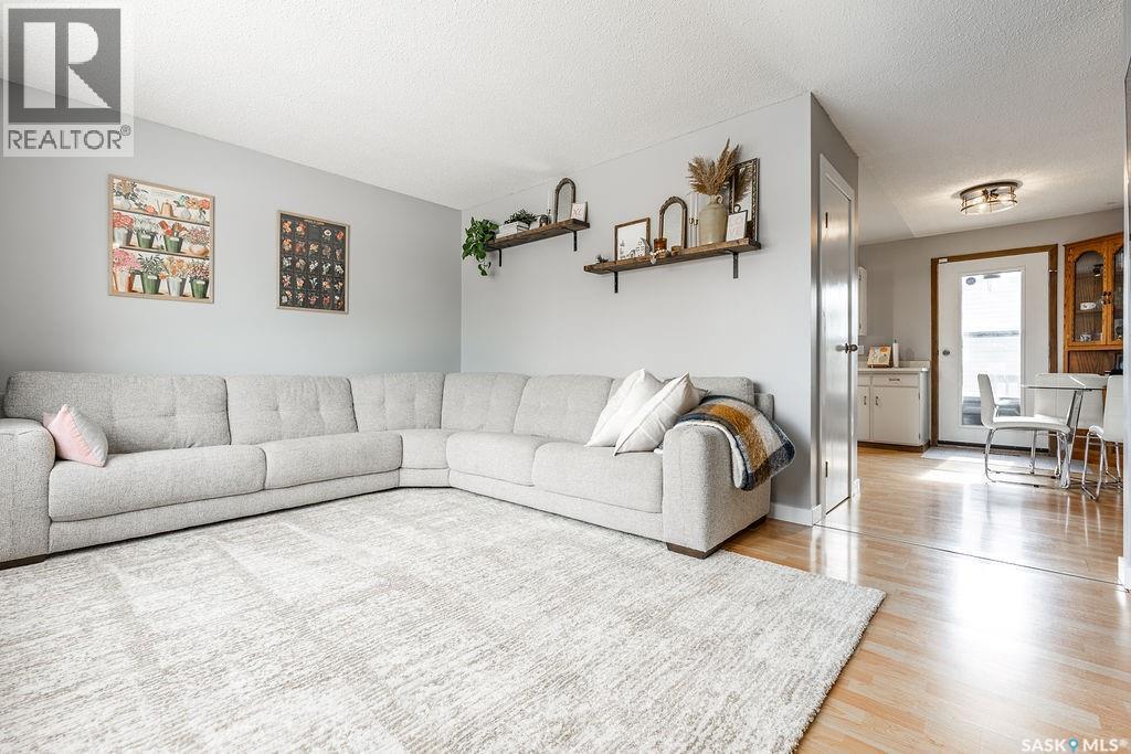Additional image 3 of 118 Shea Crescent, Saskatoon, SK, S7L5M1
