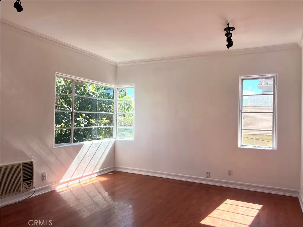 Additional image 11 of 5253 Denny Ave, North Hollywood, CA 91601