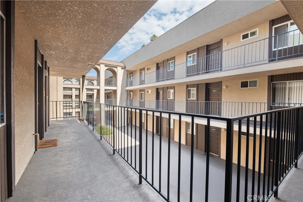 Additional image 17 of 433 S Manhattan Place Unit 209, Los Angeles, CA 90020