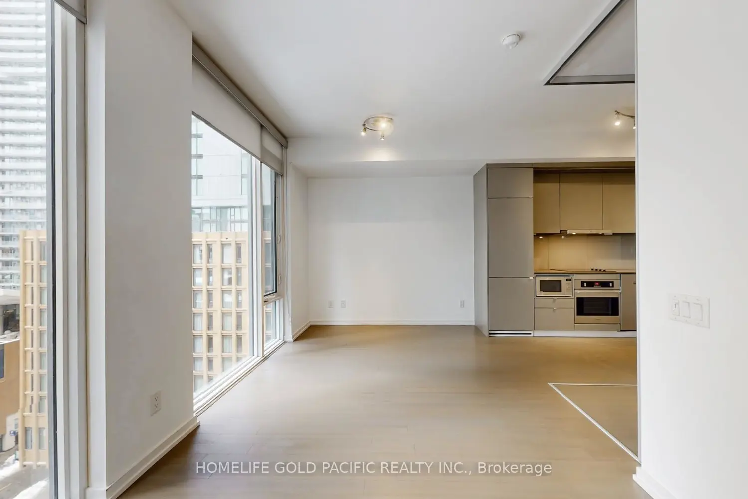 Additional image 6 of 101 Peter Street 1005