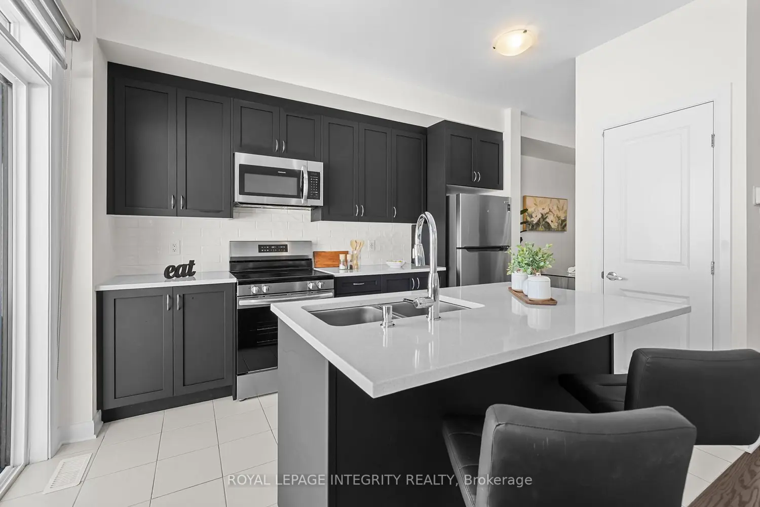 Additional image 8 of 166 Invention Boulevard