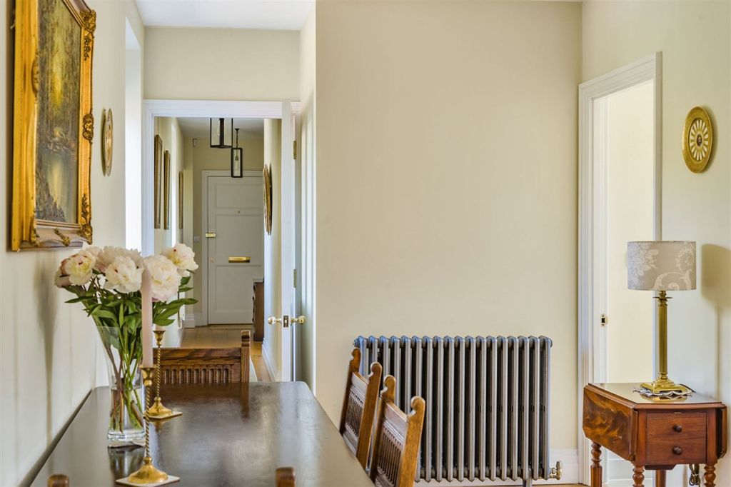Additional image 2 of 2 bed flat for saleKings Drive, Midhurst GU29