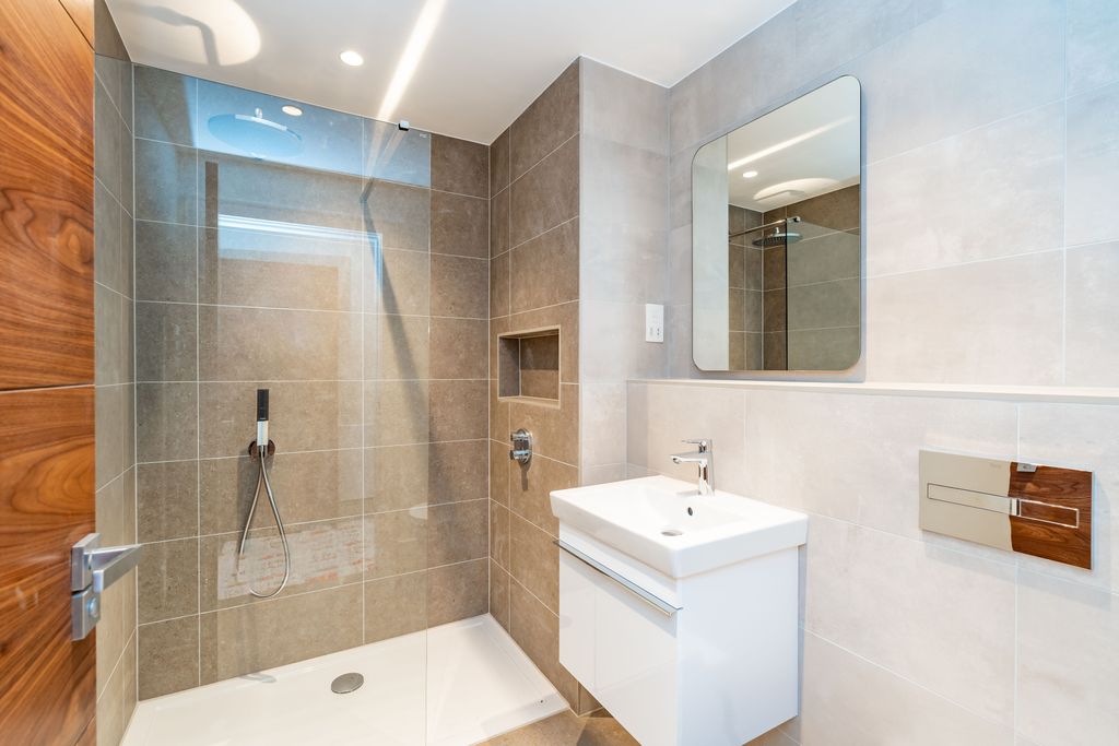 Additional image 14 of 3 bed flat for saleFlat 4, 9 Barnton Avenue West, Edinburgh EH4