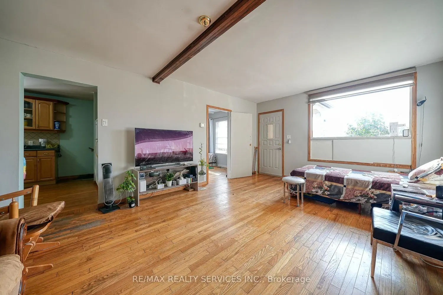 24 Norlan Avenue photo 4