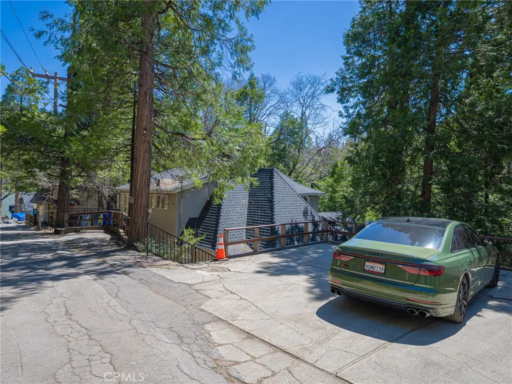 Additional image 56 of 233 Corona Ln, Lake Arrowhead, CA 92352