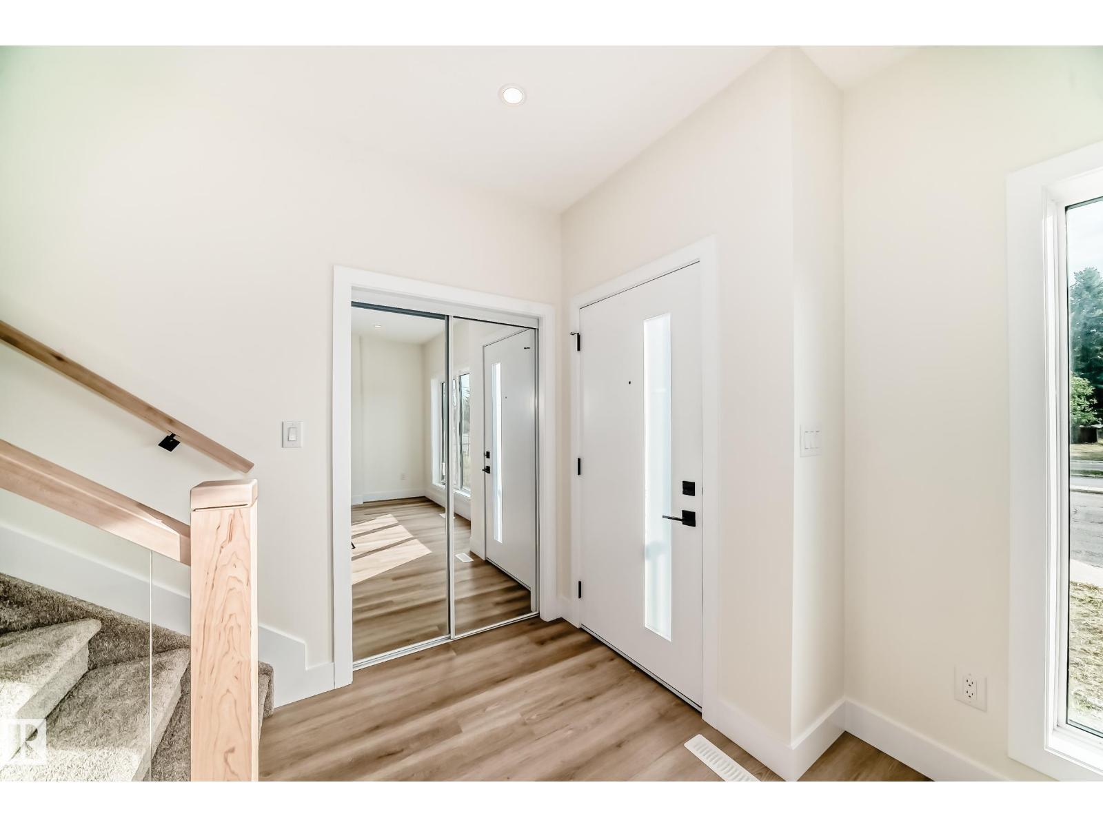Additional image 4 of 10718 149 Street NW, Edmonton, AB, T5P1M2