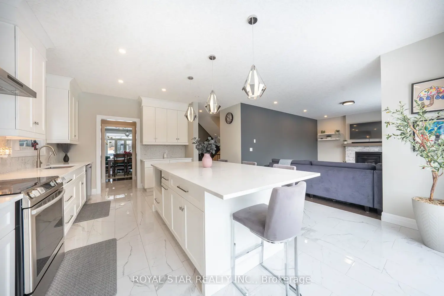 Additional image 7 of 325 Masters Drive