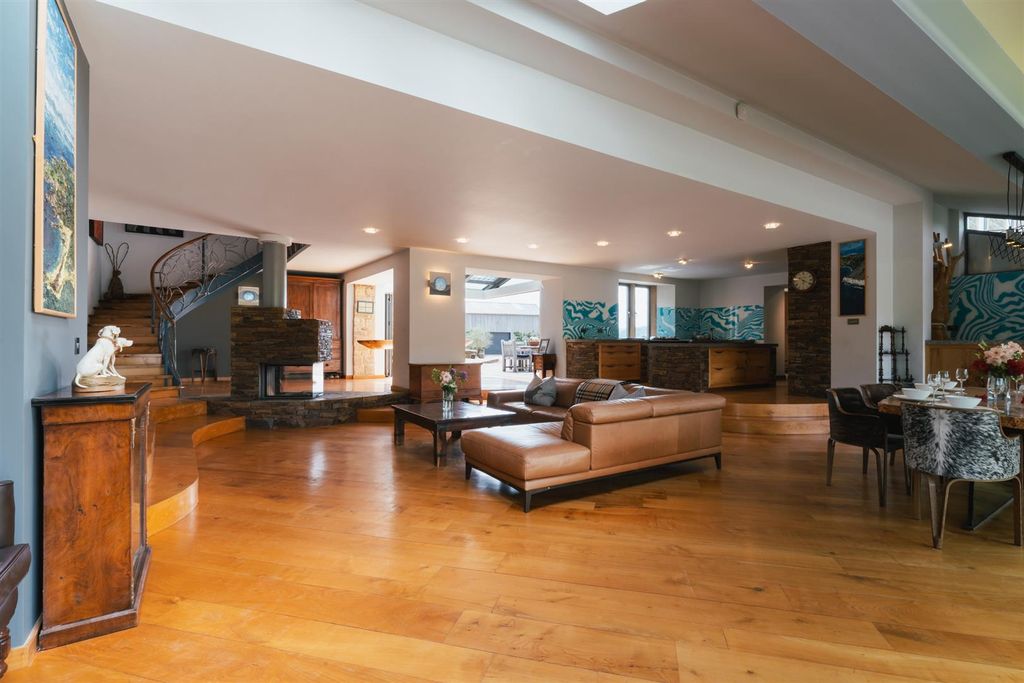 Additional image 8 of 6 bed detached house for saleBirley Lane, Hathersage, Hope Valley S32