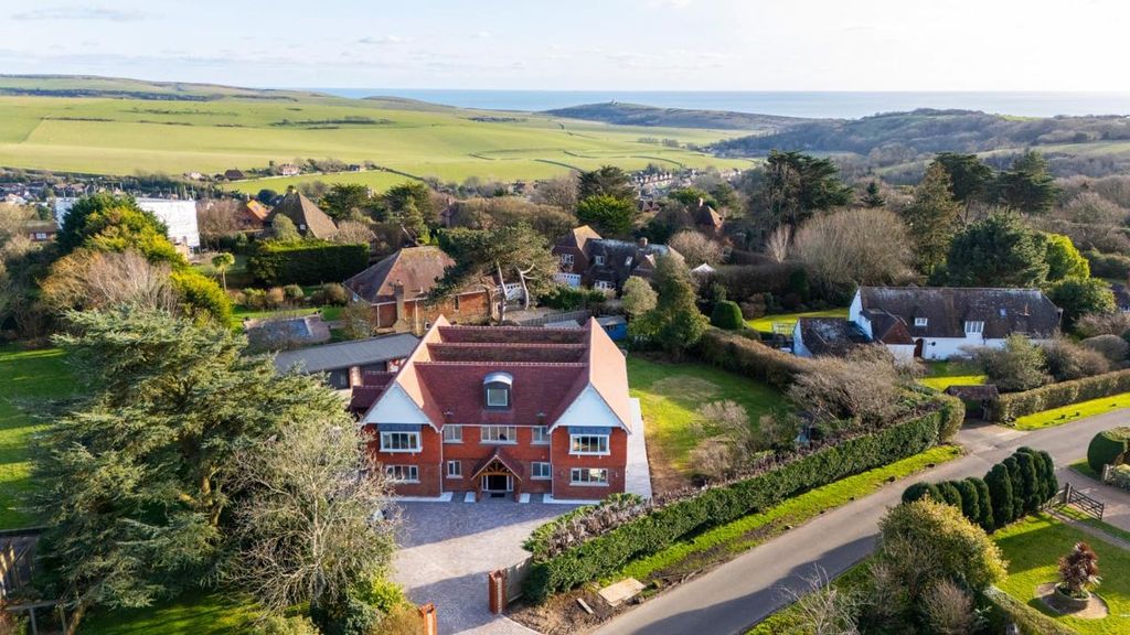 Additional image 2 of 4 bed detached house for saleThe Ridgeway, Eastbourne BN20