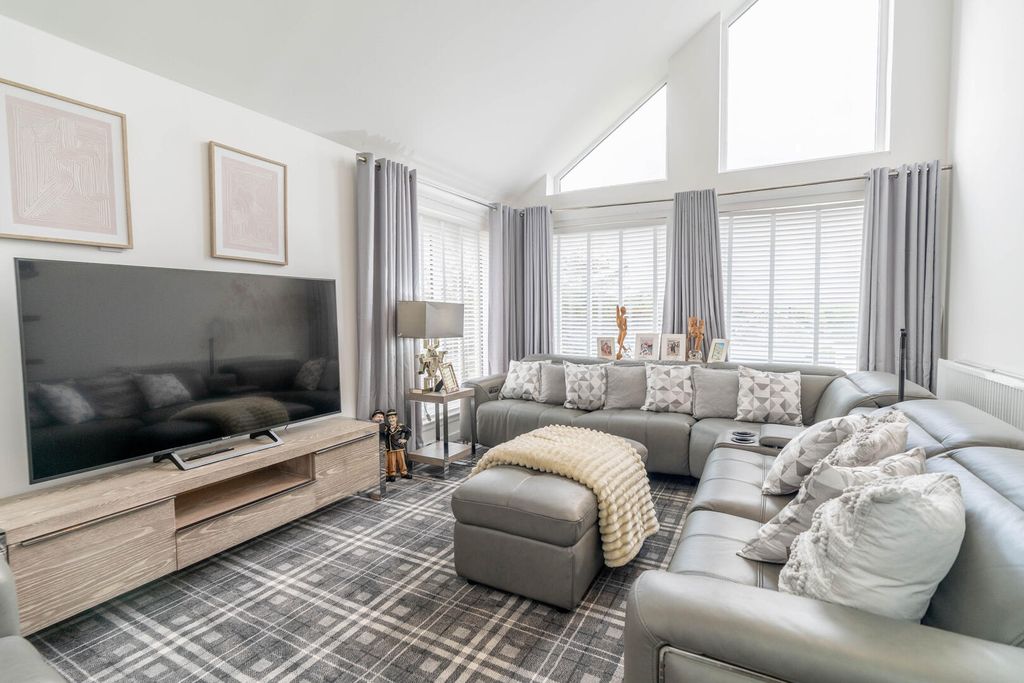 Additional image 2 of 4 bed detached bungalow for saleKarlix Cottage, Auchenheath, Lanark ML11