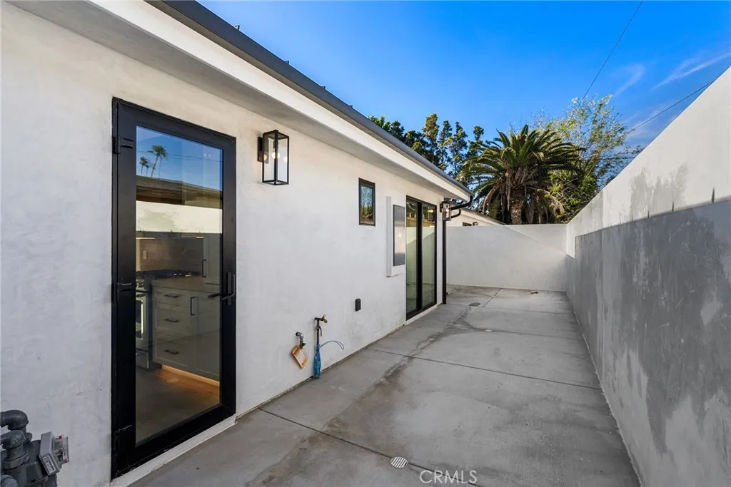 Additional image 40 of 251 Costa Mesa St Unit B, Costa Mesa, CA 92627