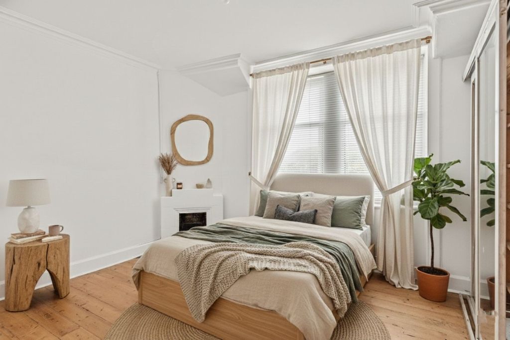 Additional image 10 of 4 bed flat for saleLion Well Wynd, Linlithgow EH49