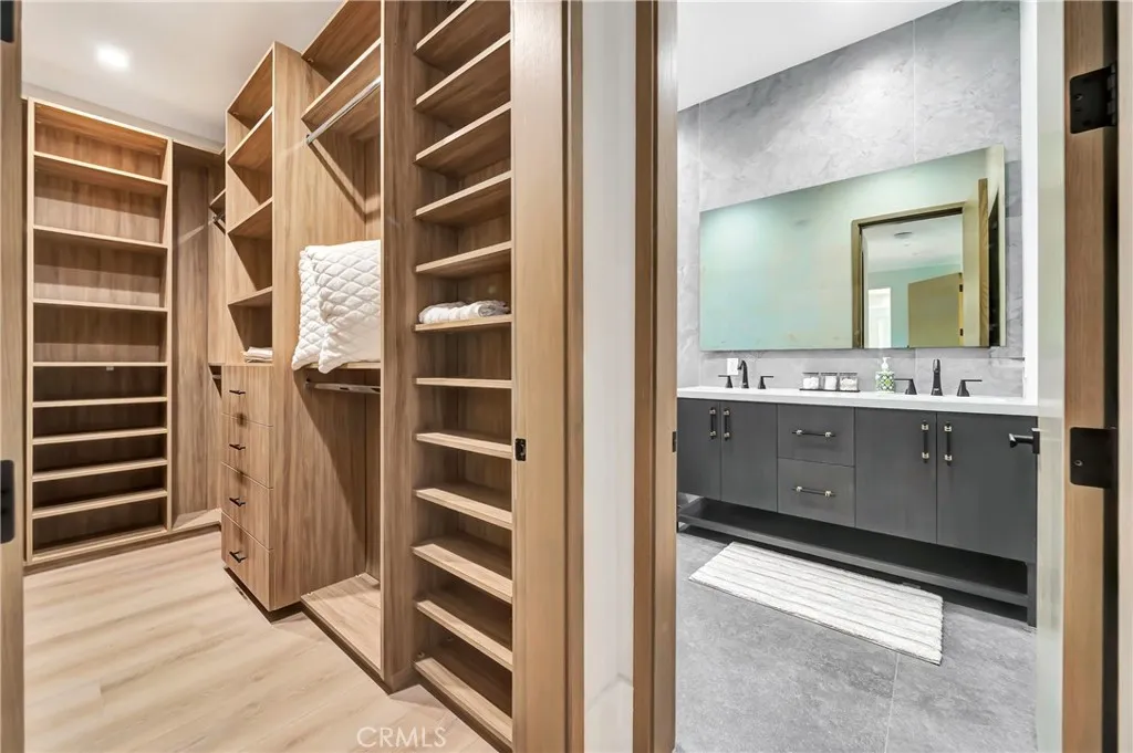 Additional image 38 of 19225 Rosita St, Tarzana, CA 91356