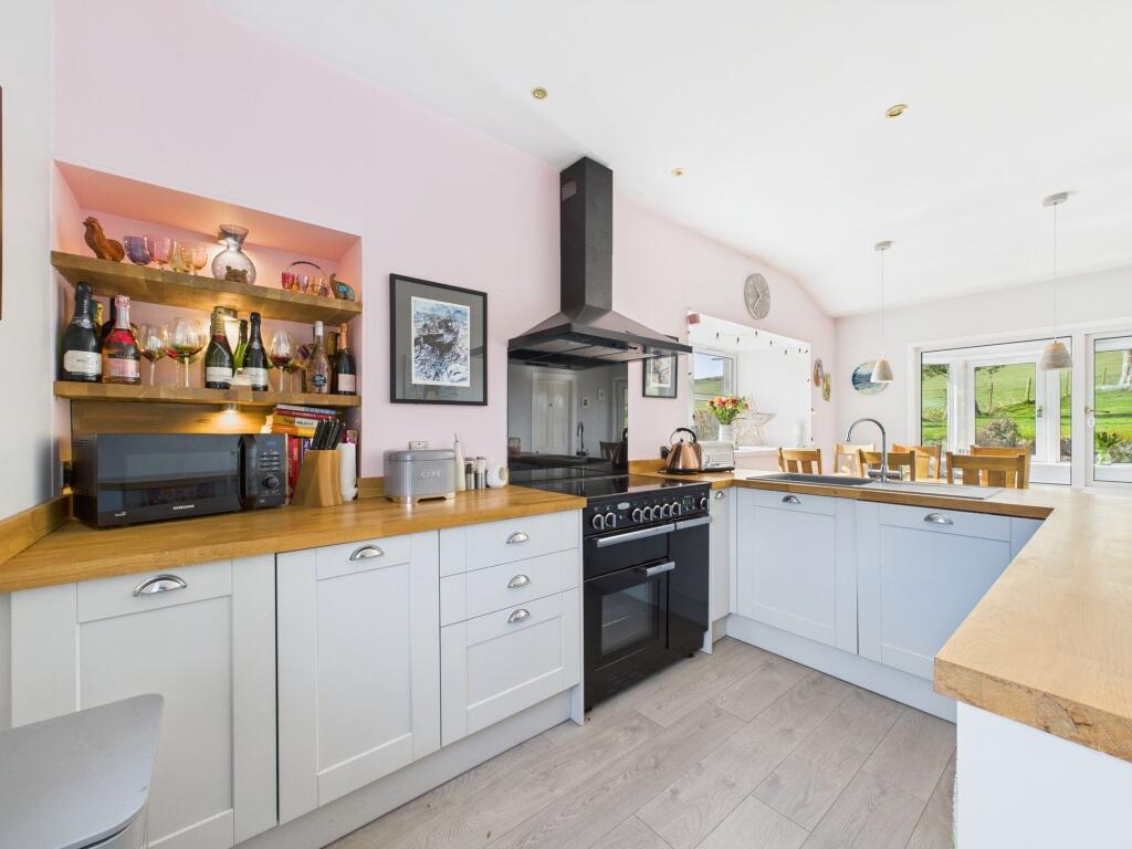 Additional image 3 of Tullynessle, Alford, AB33