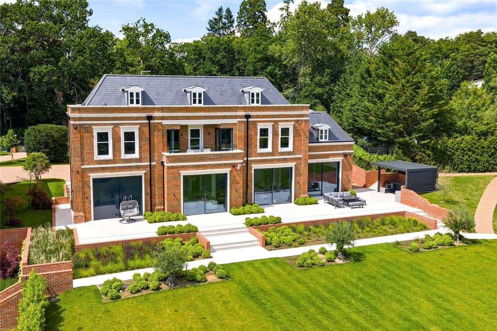 Additional image 4 of 5 bed detached house for saleCharters Gate, Ascot, Berkshire SL5
