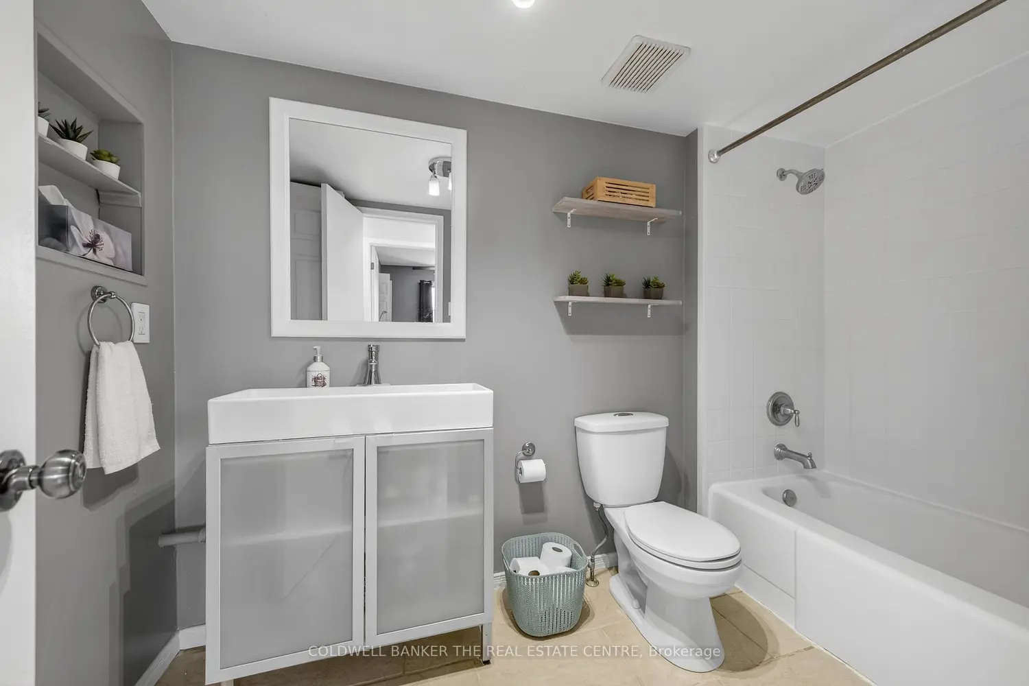 Additional image 9 of 21 Meadow Lane 2