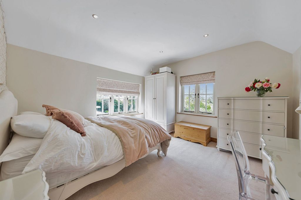 Additional image 16 of 5 bed detached house for saleSaleway, Worcestershire WR9