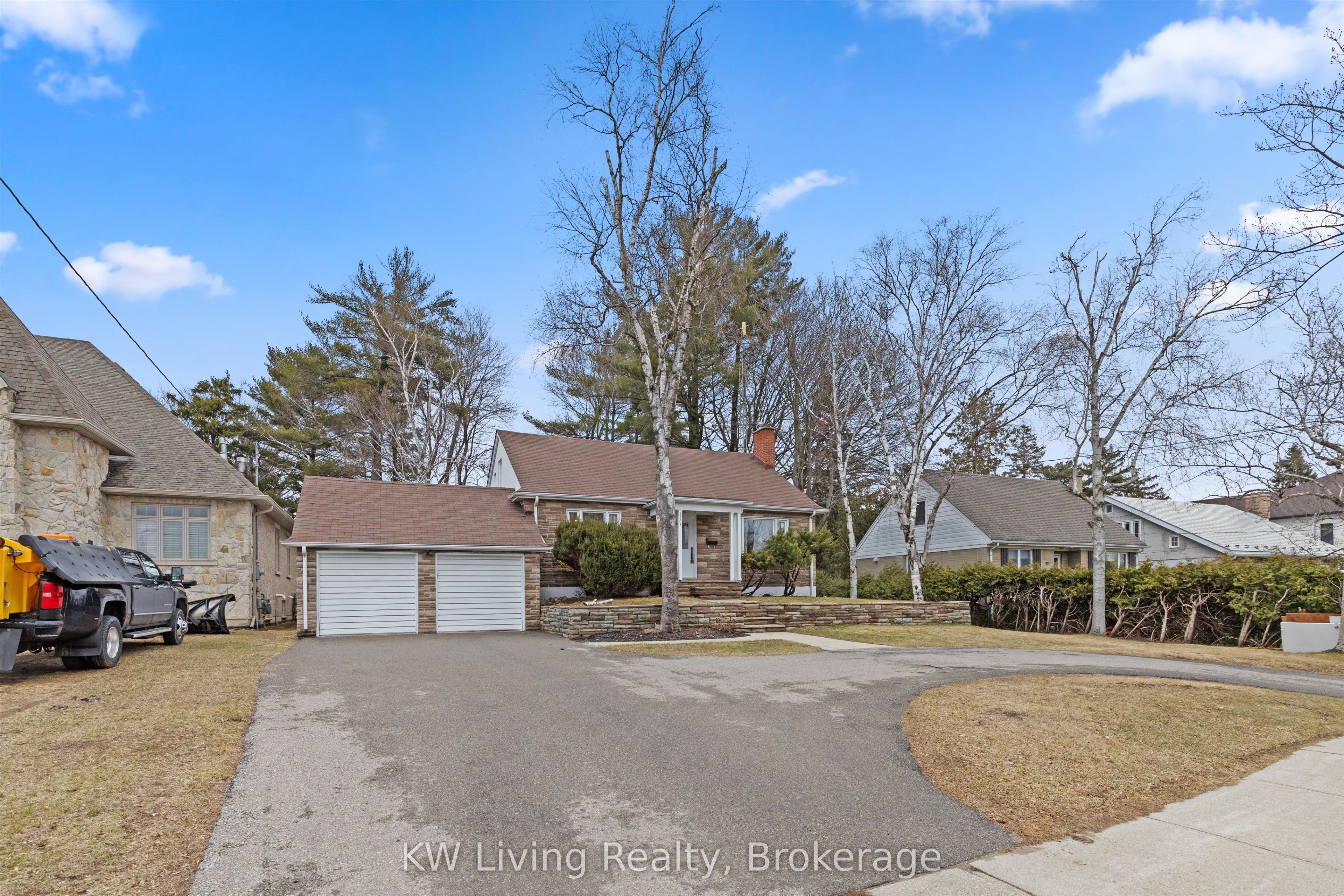 Additional image 2 of 2463 Camilla Road, Mississauga, ON, L5A 2K4