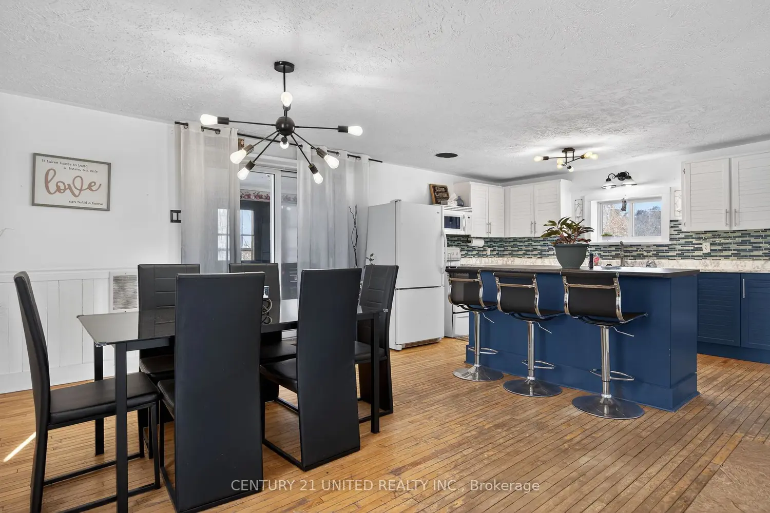 Additional image 7 of 17224 Highway 62