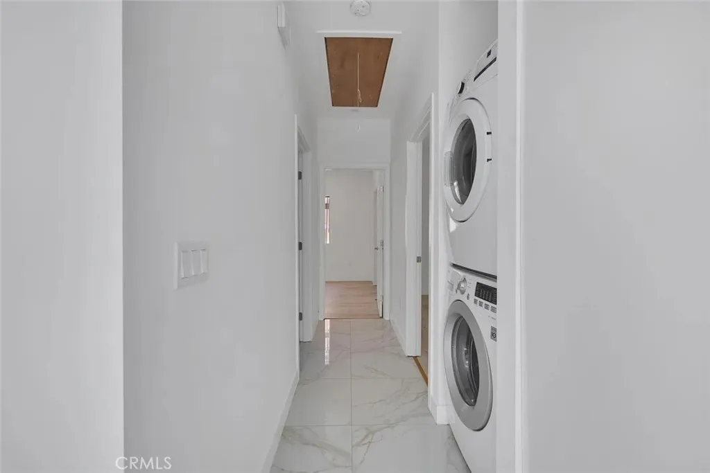 Additional image 12 of 634 E Valencia Avenue, Burbank, CA 91501