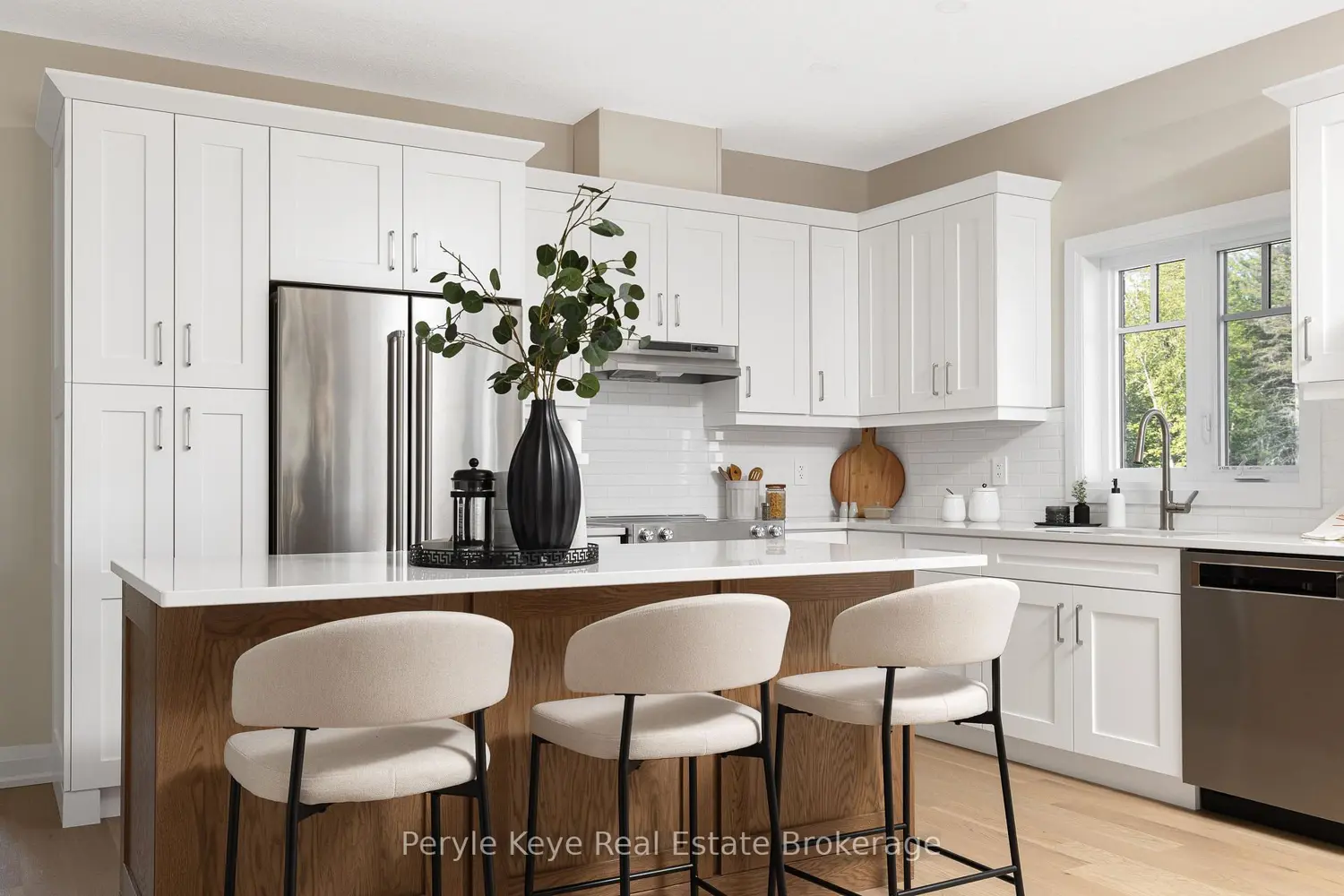 Additional image 3 of 14 Charles Morley Boulevard