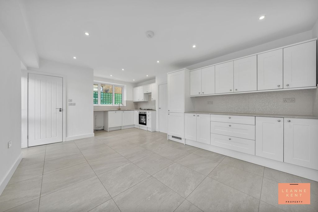 Additional image 2 of 3 bed semi-detached house for saleHillside Terrace, Bedwas CF83