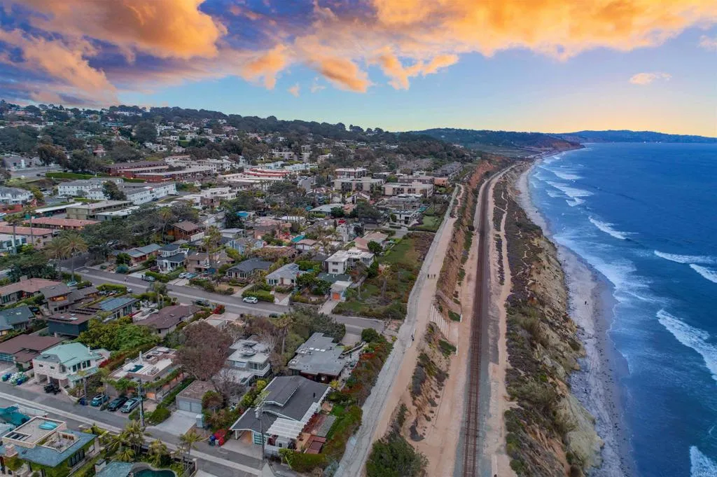 Additional image 65 of 152 7th Street, Del Mar, CA 92014