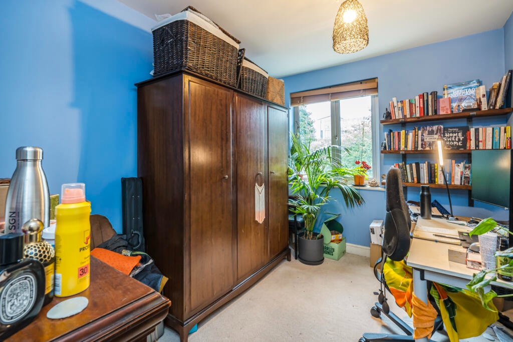 Additional image 2 of 2 Bed Flat, London, E1, N1 7GU